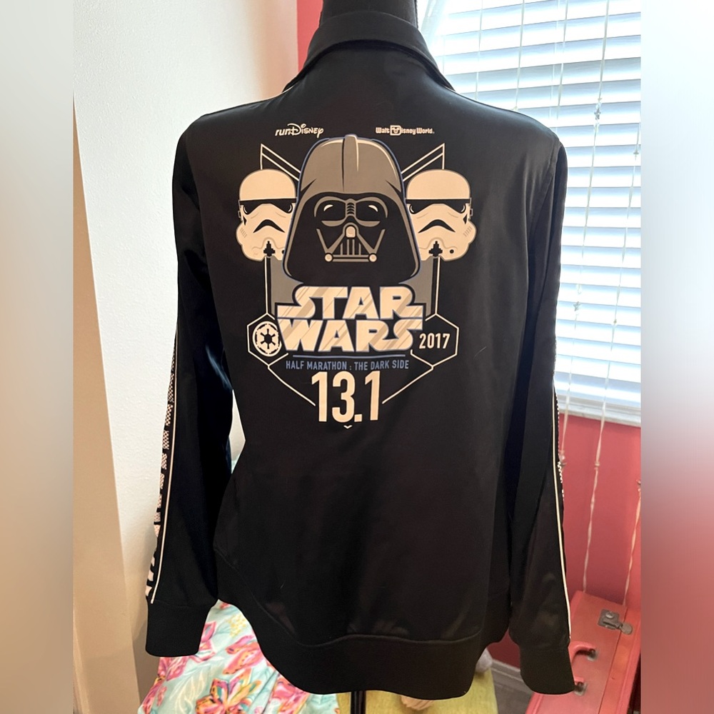 EUC Star Wars Dark Side Disney Marathon 2017 M ladies jacket sweatshirt zip